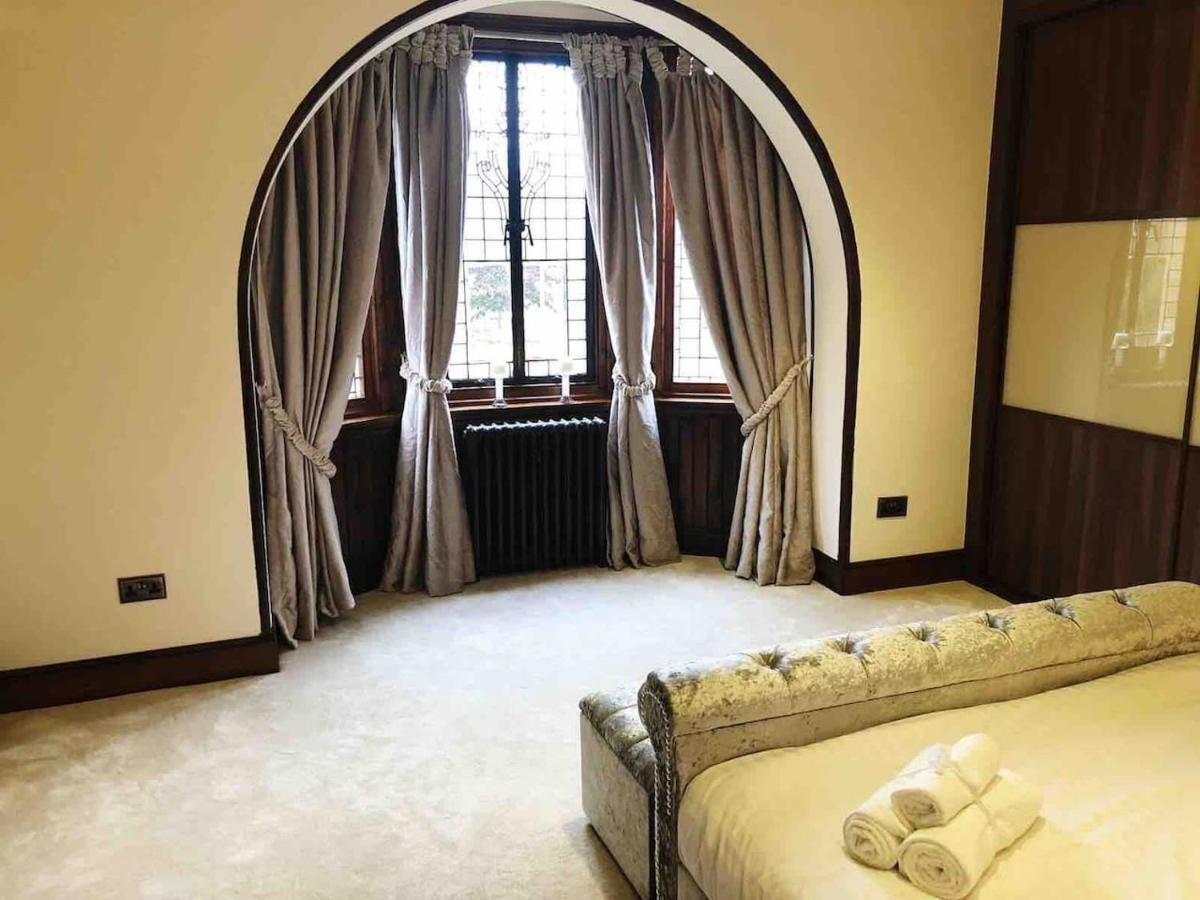 Beautiful 4-Bed Villa In Glasgow Ngoại thất bức ảnh